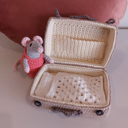 Mouse in a Suitcase