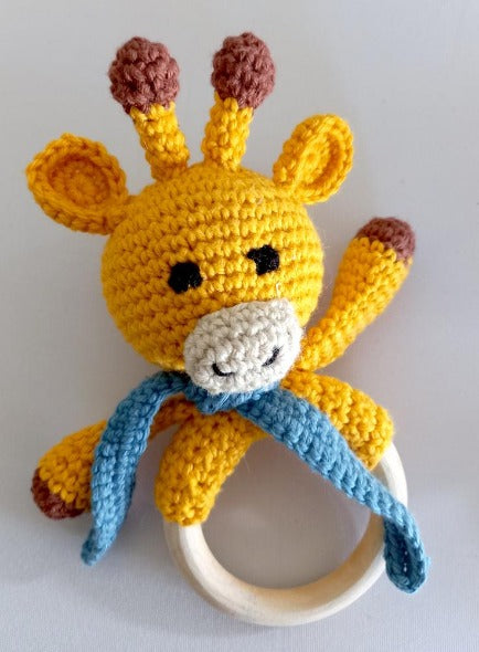 Crocheted Giraffe Ring Rattle